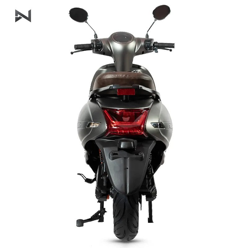 Scuter Electric N-Moto LX06 Verde – Motor BOSCH 2300W, Viteză 25 km/h, Fără Permis, Dimensiuni 1865x700×1113mm, Greutate 90Kg, Autonomie 60 km, Baterie Lithium 60V, COC & EEC + Carte Rar (CIV) + Cadou Tricou N-Moto